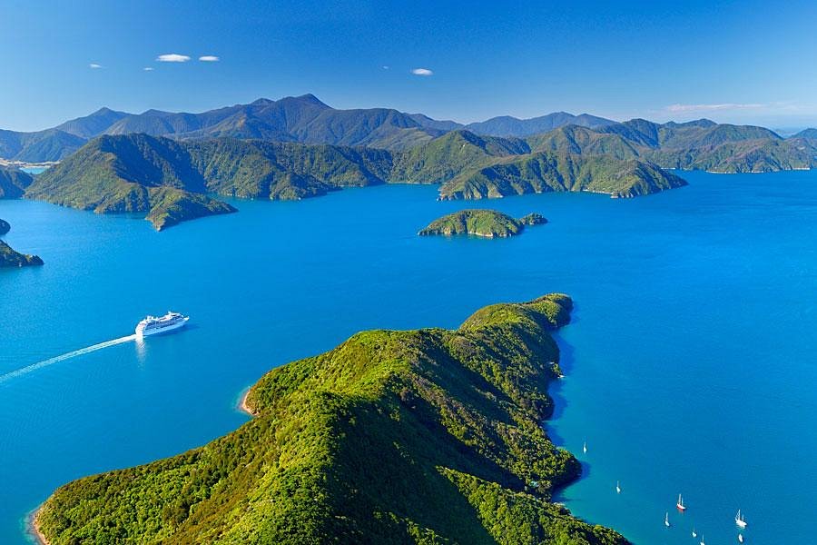 Exploring the Charm of Picton: A Tranquil Escape to New Zealand’s Gateway to the South Island